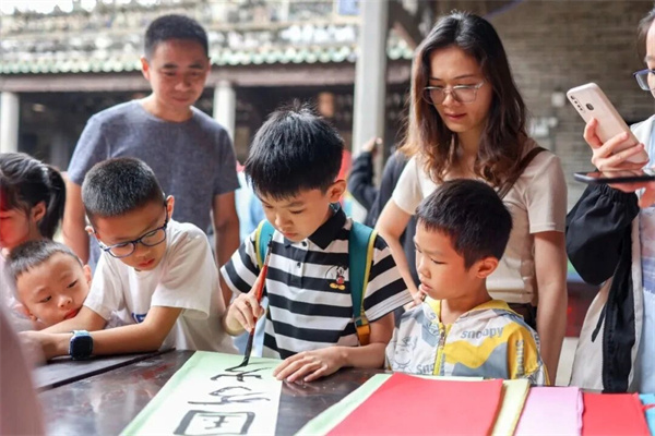 微信图片_20251114102121.jpg 微信图片_20251114102121.jpg